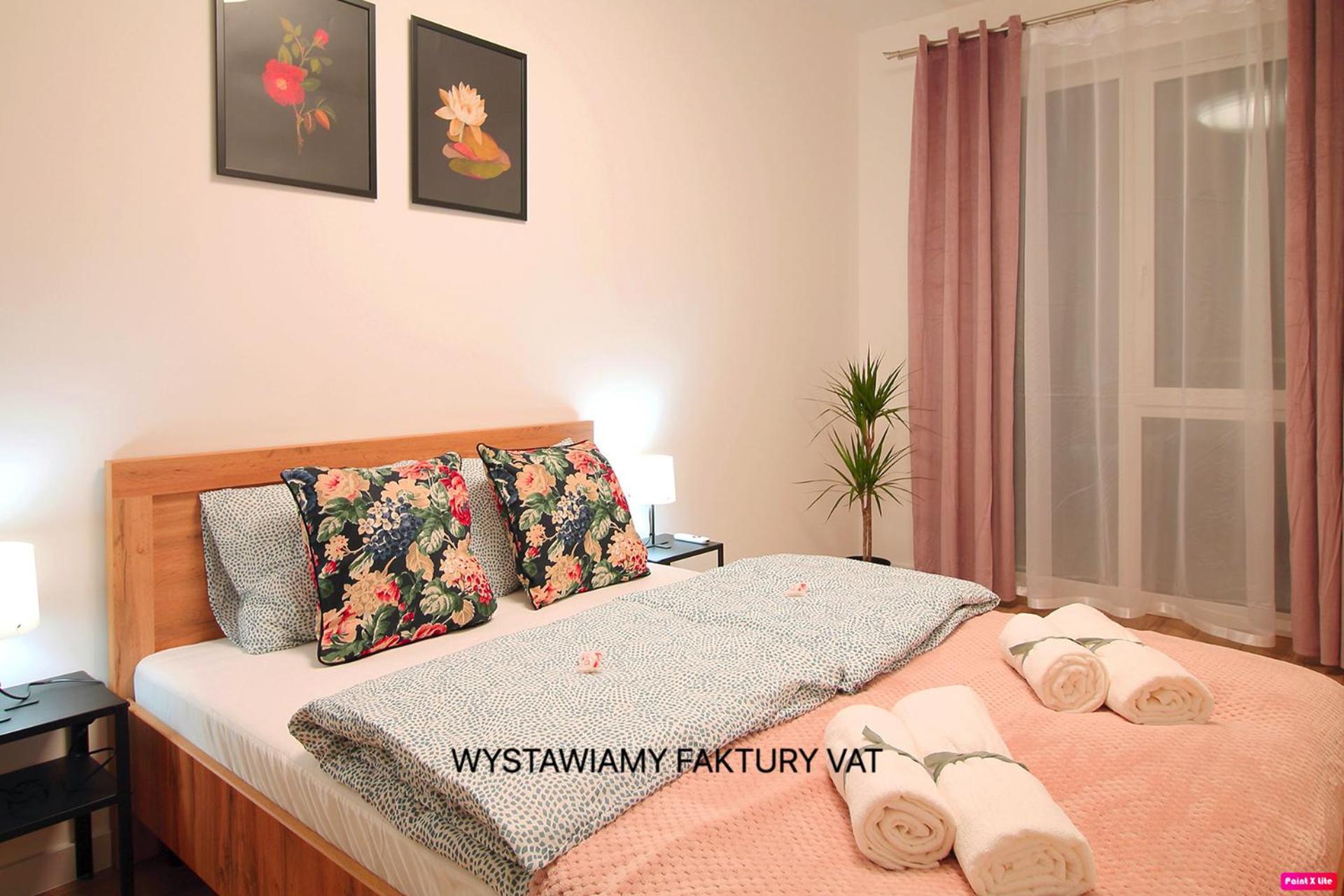 Premium Apartment - Red Rose - Self Check-In Rzeszow Luaran gambar